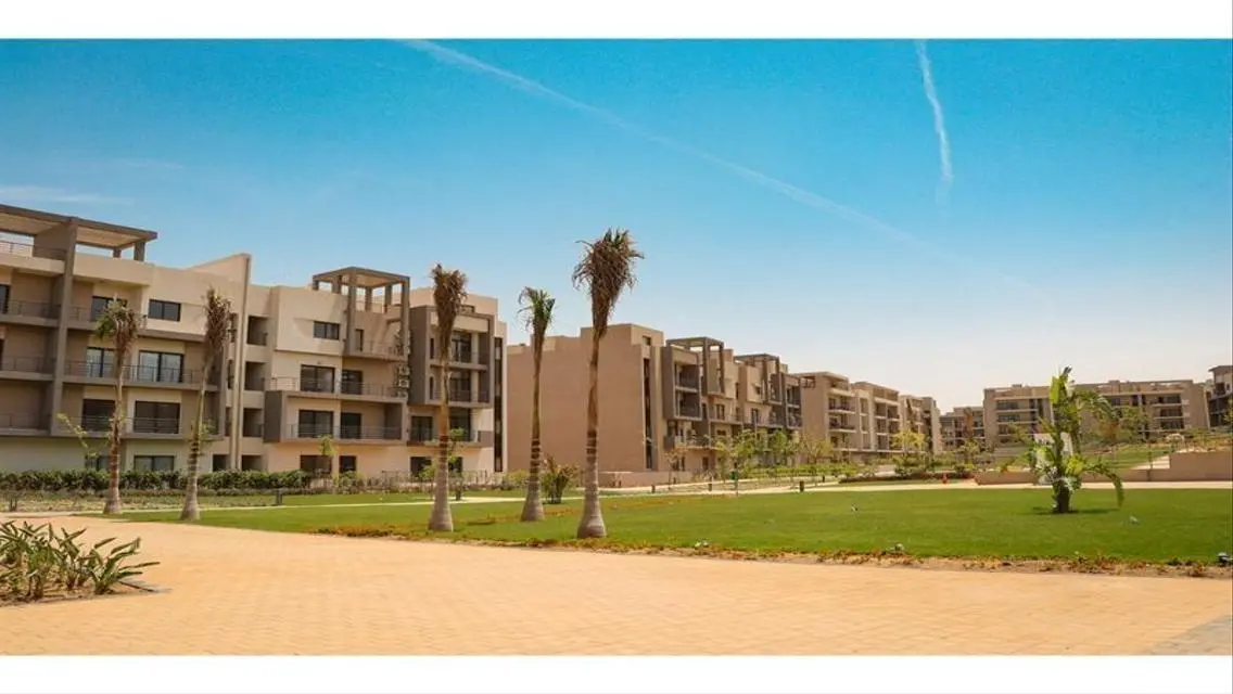Luxury Apartment in Fifth Square