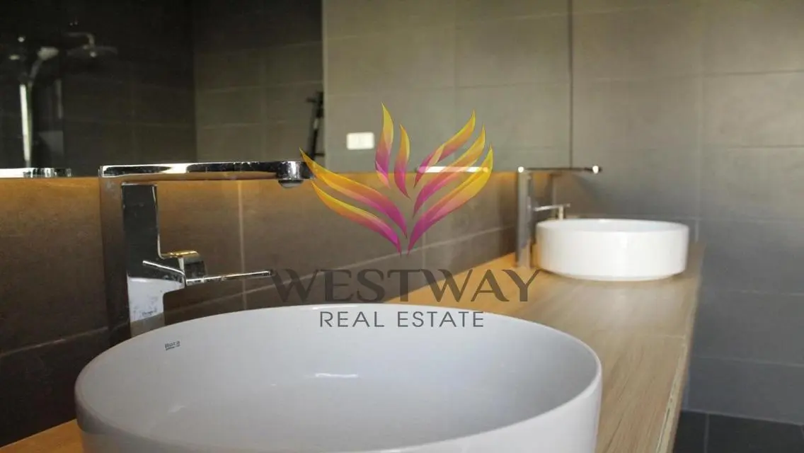 Luxury Apartment with Stunning View