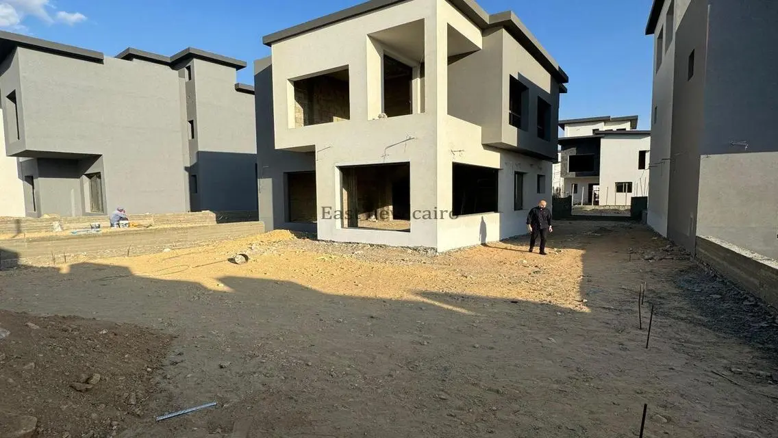 Luxurious Villa with Private Pool and Garden