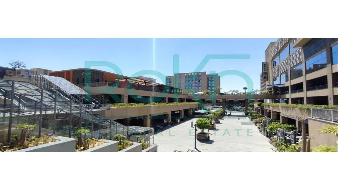 شقة مميزة للبيع بمساحة 205 متر