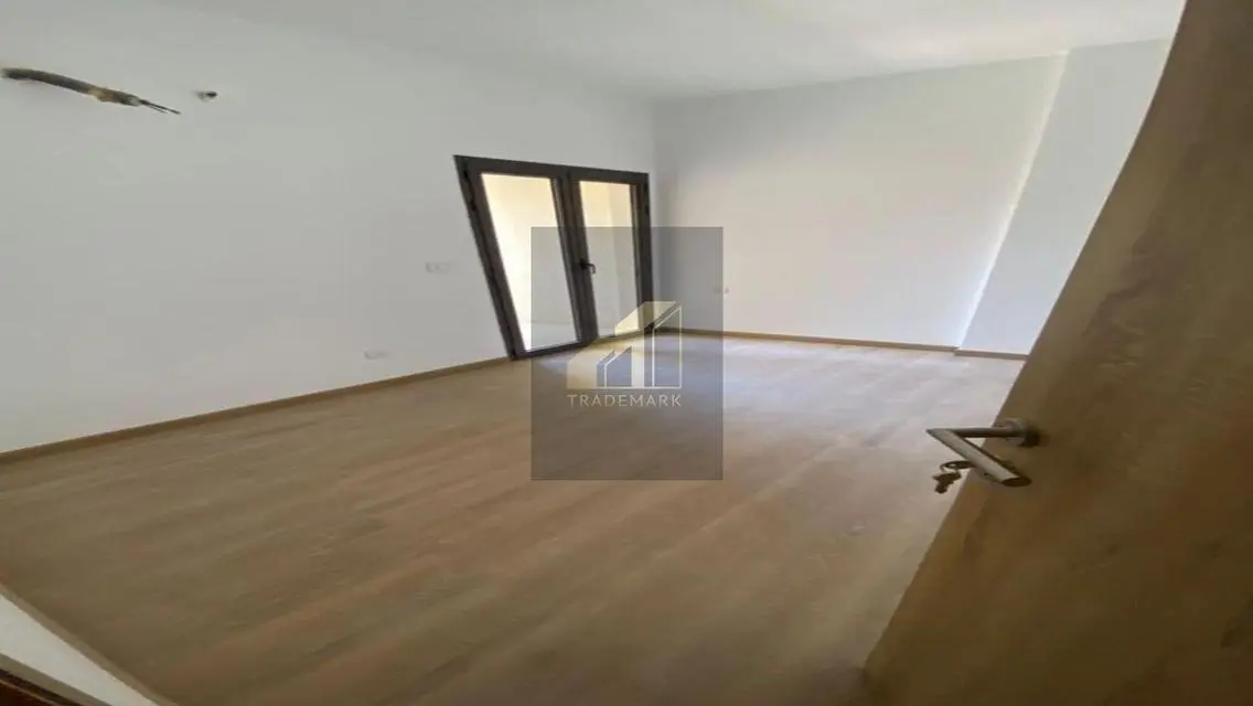 Luxury Apartment with Stunning View for Sale