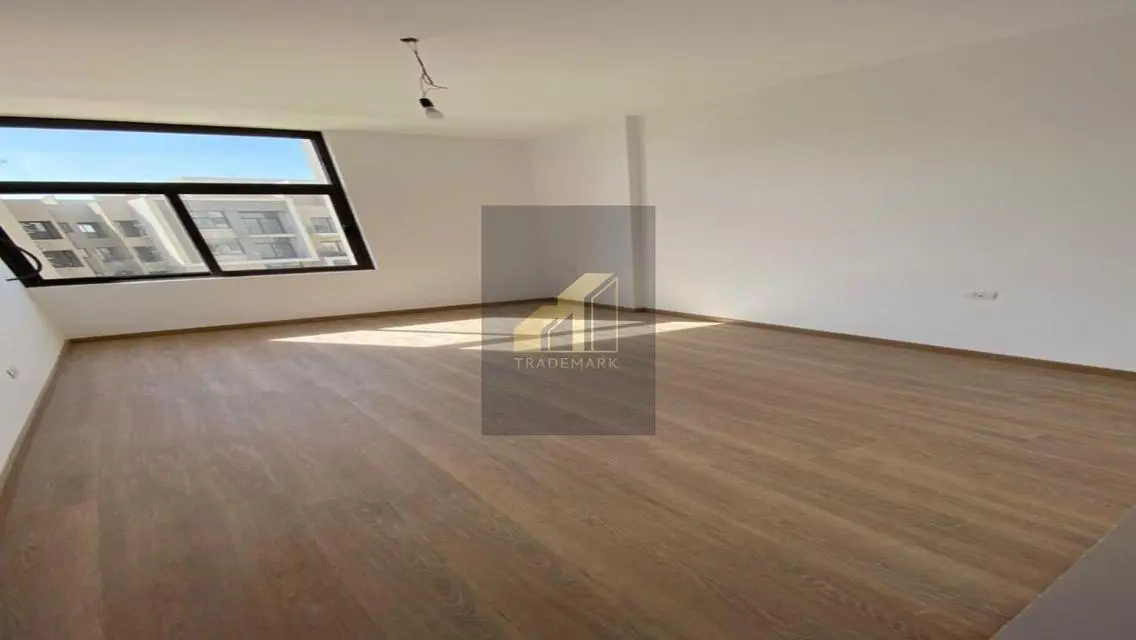 Luxury Apartment with Stunning View for Sale