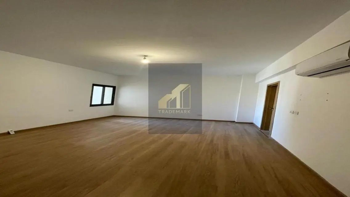 Luxury Apartment with Stunning View for Sale