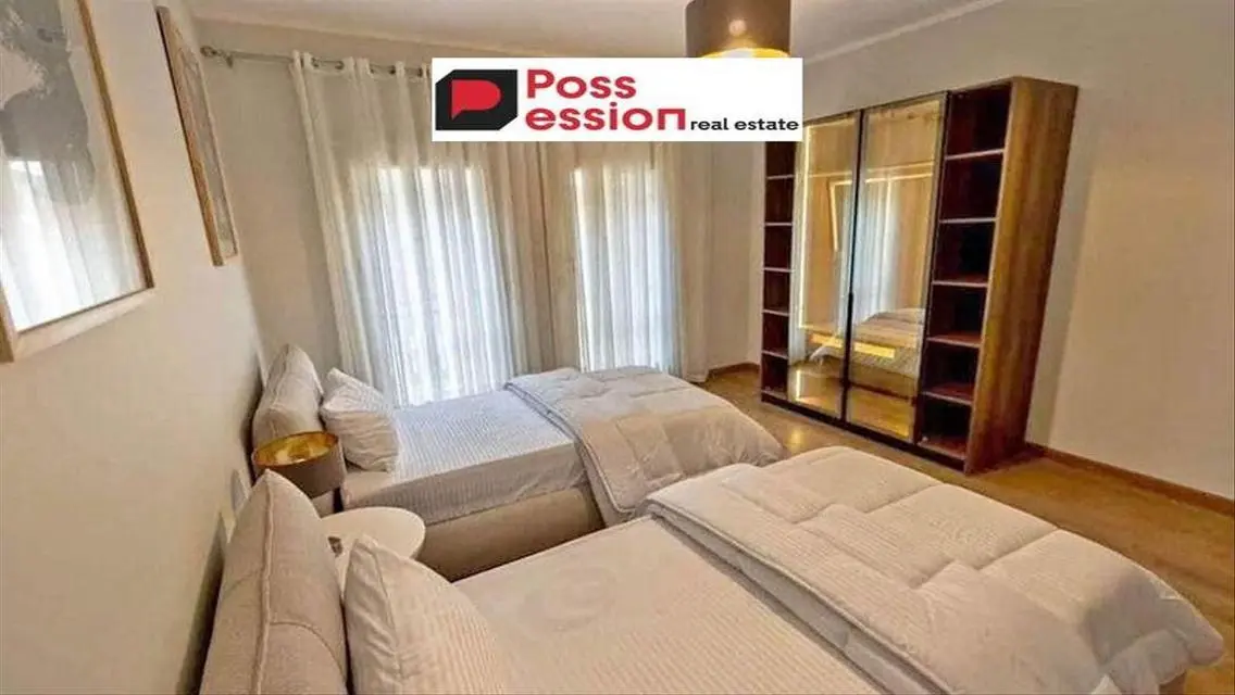 Luxury Apartment with Modern Amenities in Prime Location