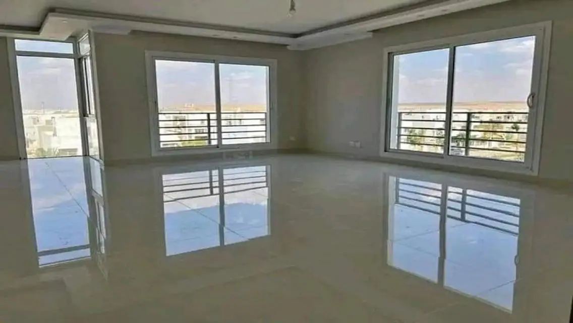 شقة فاخرة في منطقة جولدن سكوير