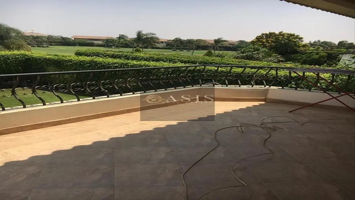 فيلا فاخرة بمساحة 850 متر مربع