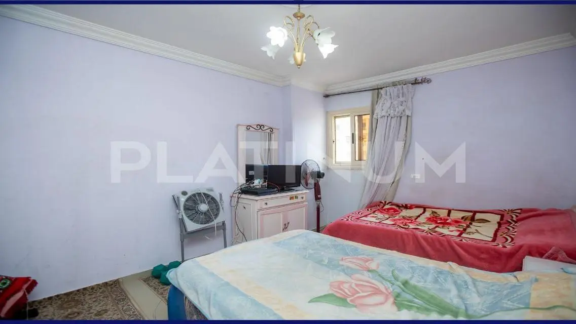 شقة سكنية فاخرة بإطلالة مميزة بسعر مغري