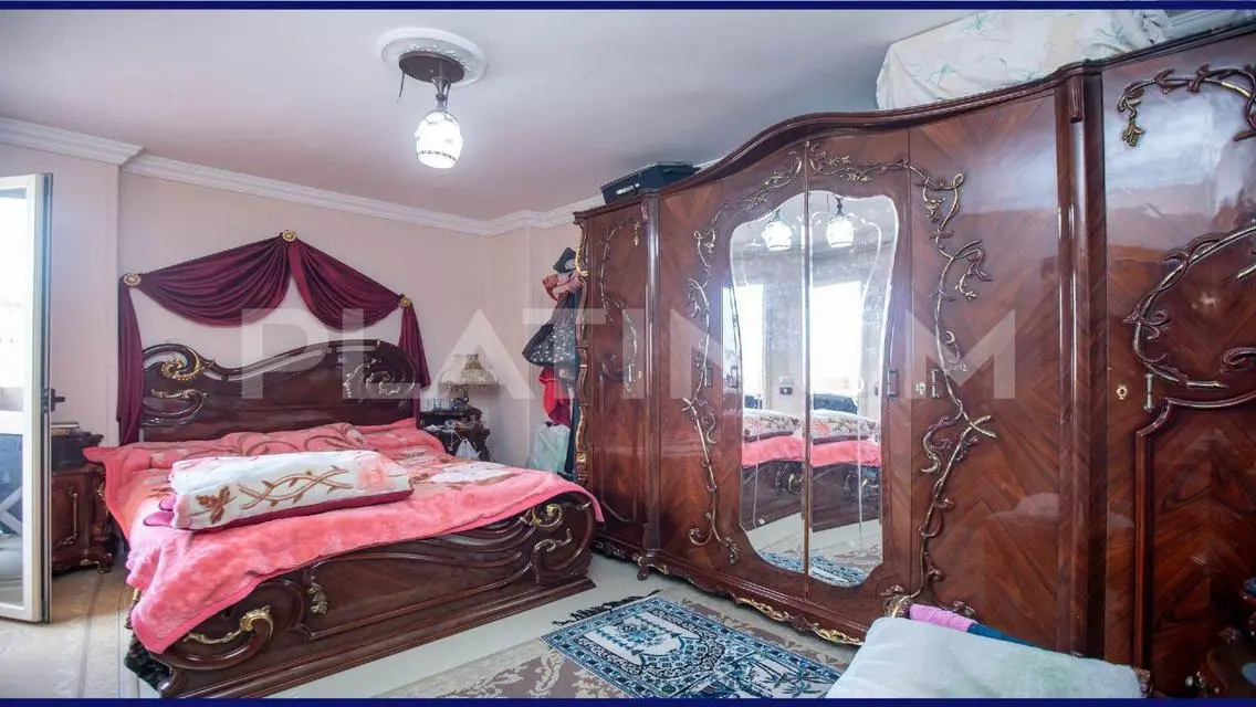 شقة سكنية فاخرة بإطلالة مميزة بسعر مغري
