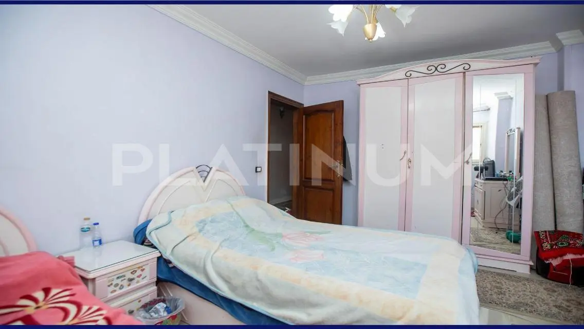 شقة سكنية فاخرة بإطلالة مميزة بسعر مغري