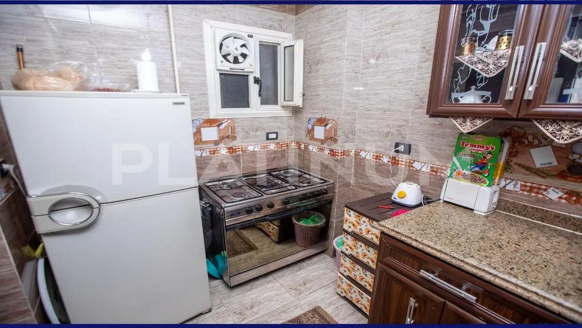 شقة سكنية فاخرة بإطلالة مميزة بسعر مغري