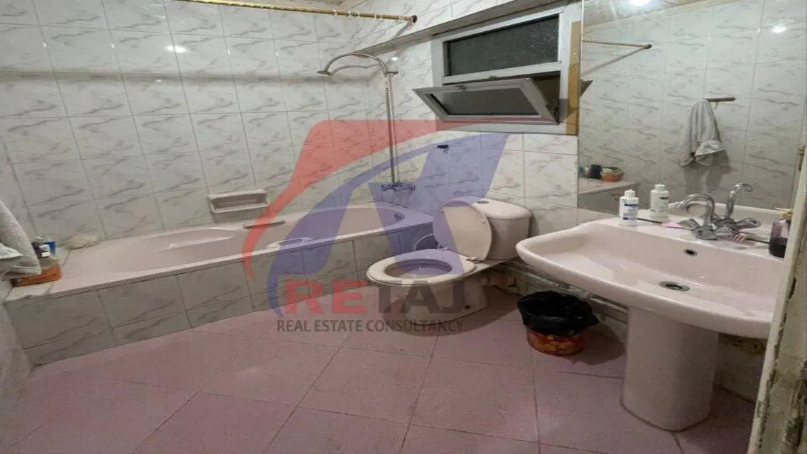Modern 200 sqm Apartment in the Heart of the City