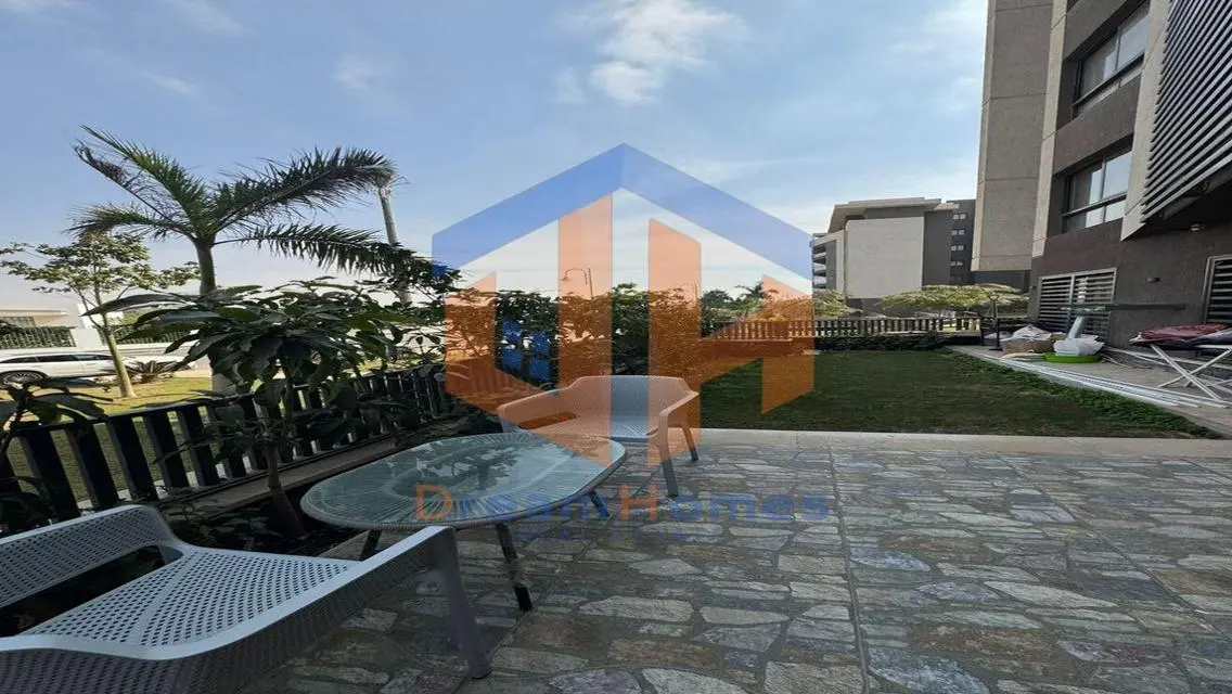 Luxurious Apartment with Spacious Living for Sale