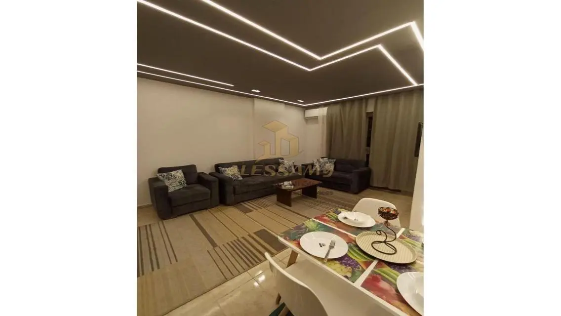 Versatile Apartment with Spacious Area