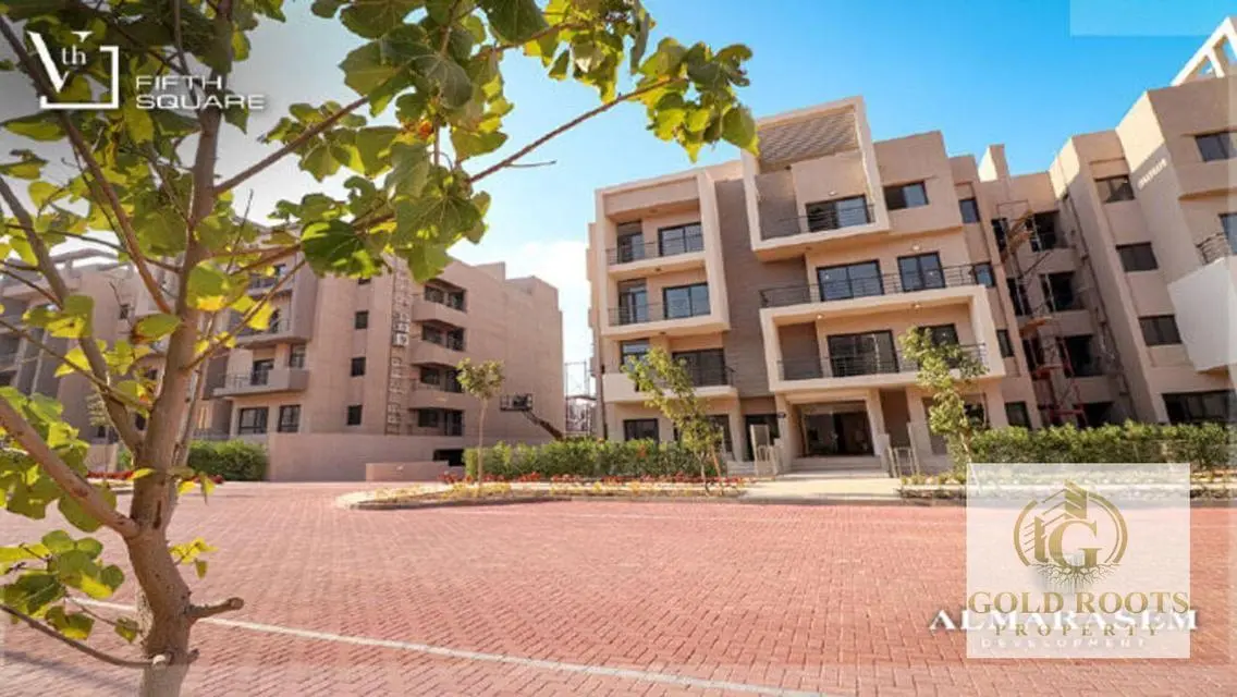 Luxurious Apartment with Spacious Living Near City Center
