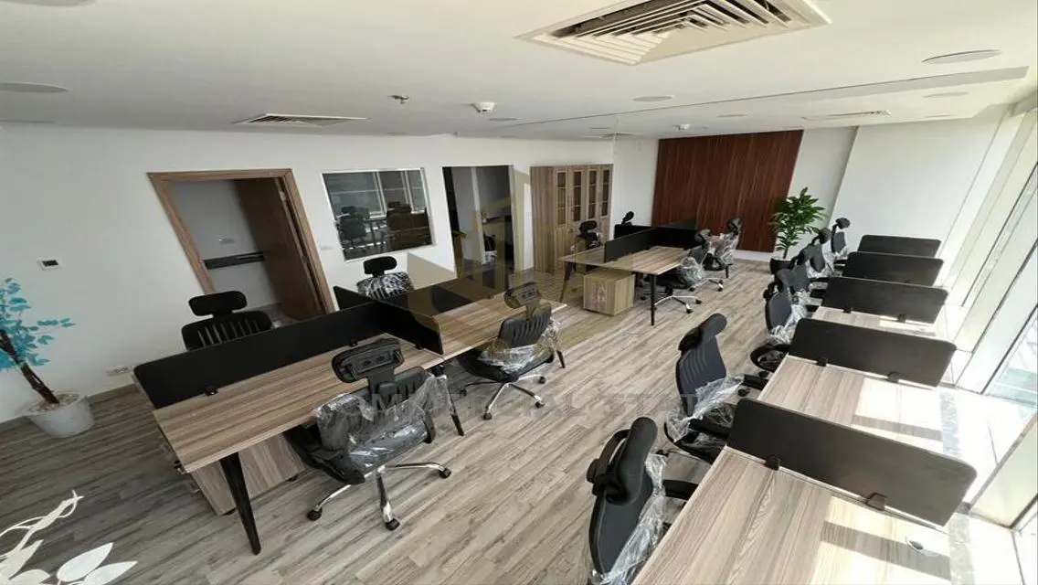 Investment Opportunity in Commercial Building in State 8