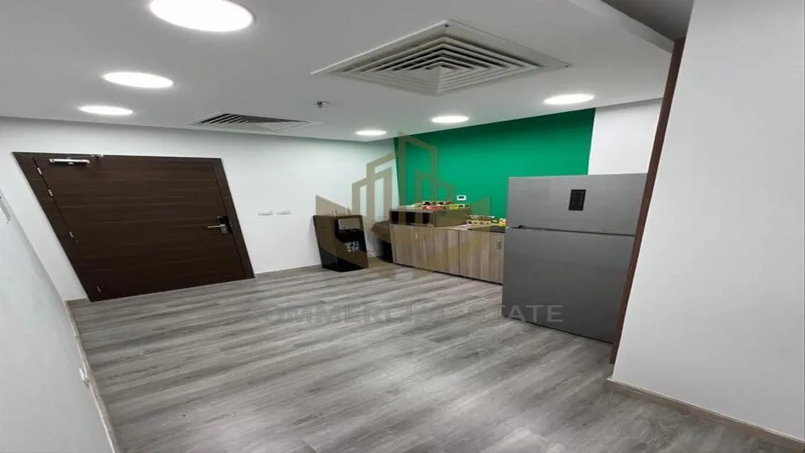 Investment Opportunity in Commercial Building in State 8