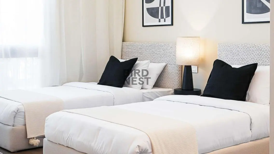 Stunning Apartment in CFC Downtown Mall