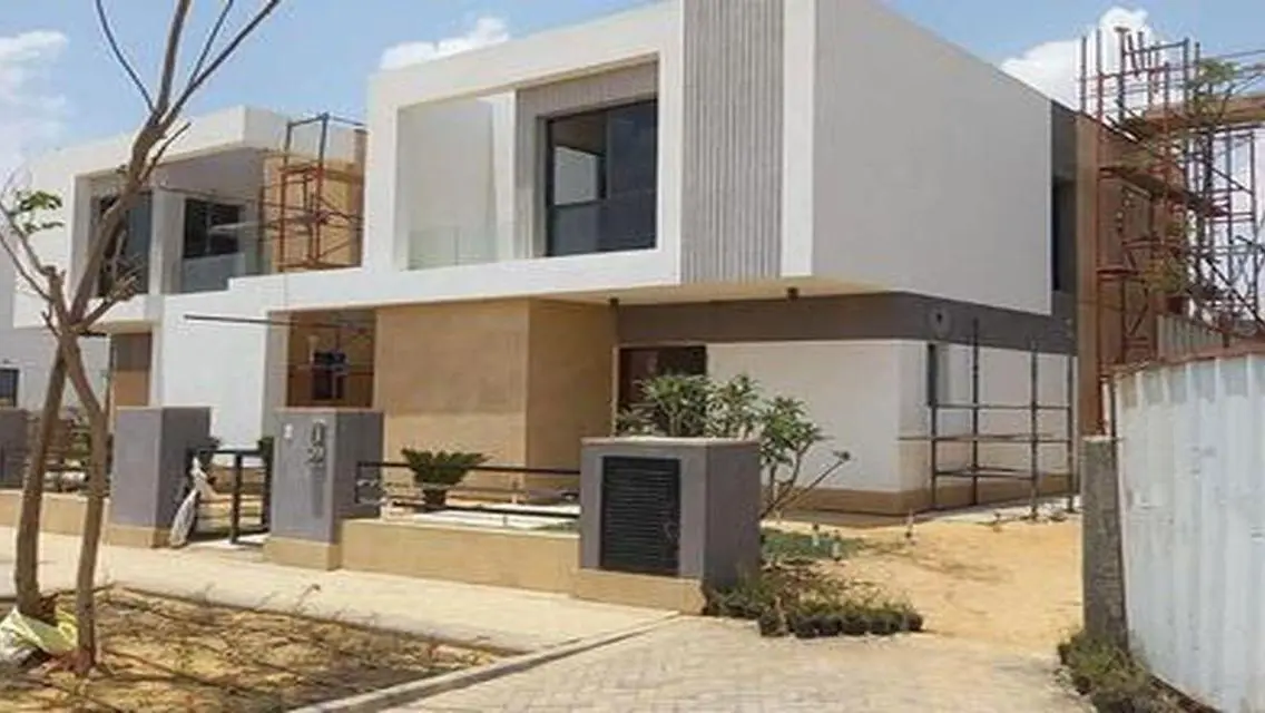 Luxury Apartment with Ample Space in Orа