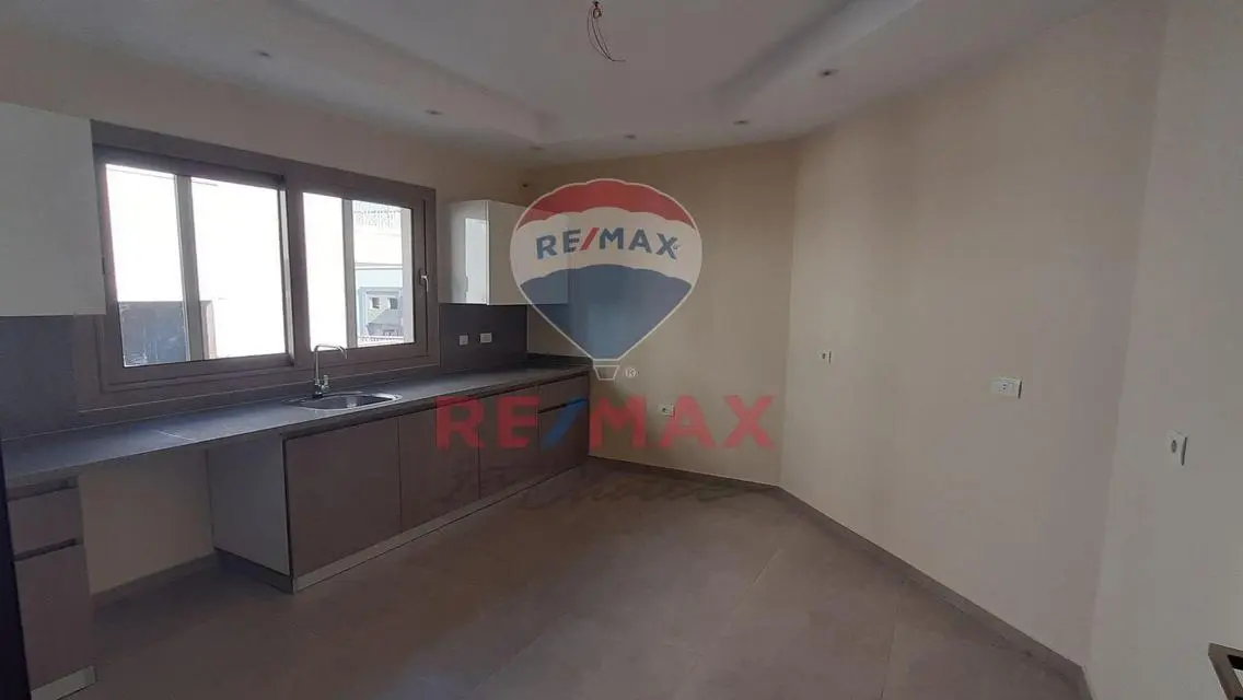 Luxury Apartment for Rent with Ideal Space, Balcony, and Security Guard