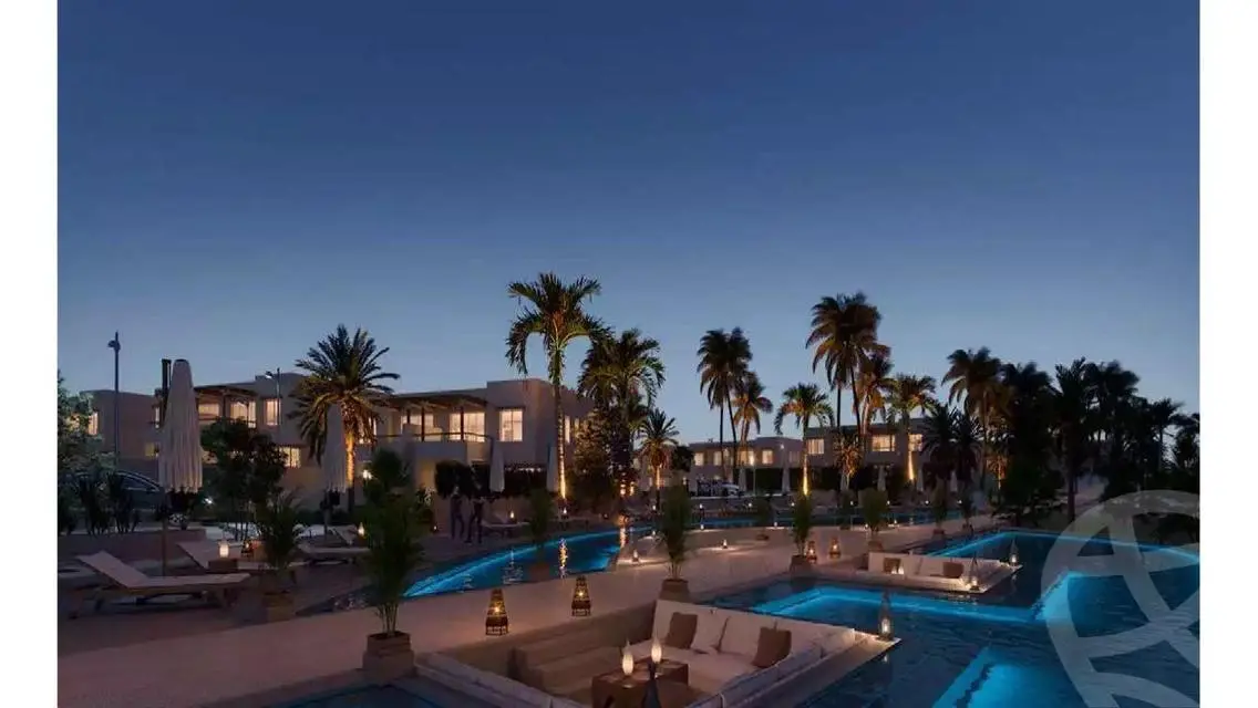 Luxury House for Sale with Private Garden and Pool