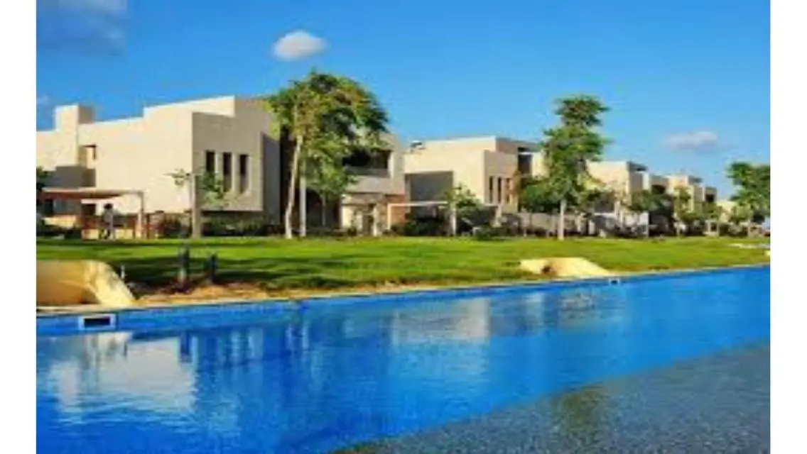Luxury House for Sale with Private Garden and Pool