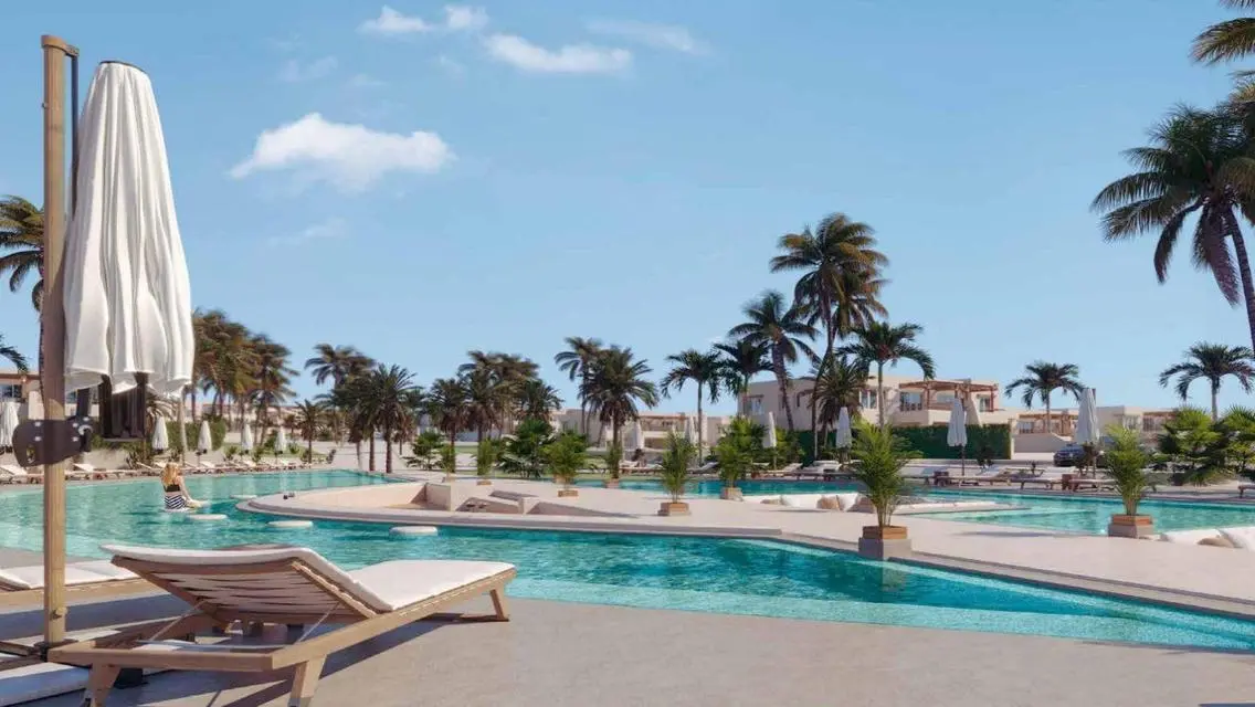 Luxury House for Sale with Private Garden and Pool