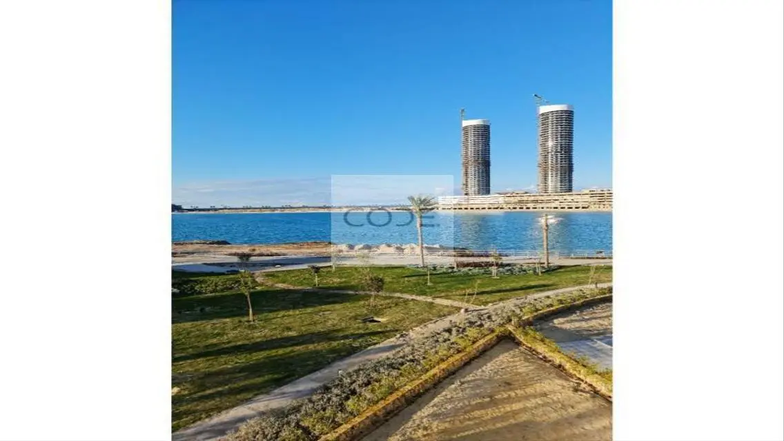 شقة فاخرة بمميزات ممتازة وإطلالة رائعة