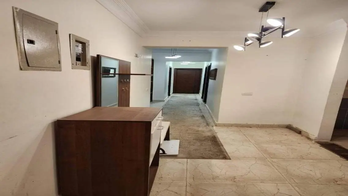 شقة فاخرة 3 غرف نوم للإيجار
