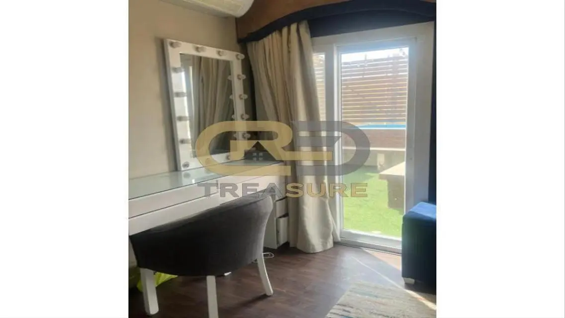 Luxury Apartment with 55 sqm in TREASURE Area