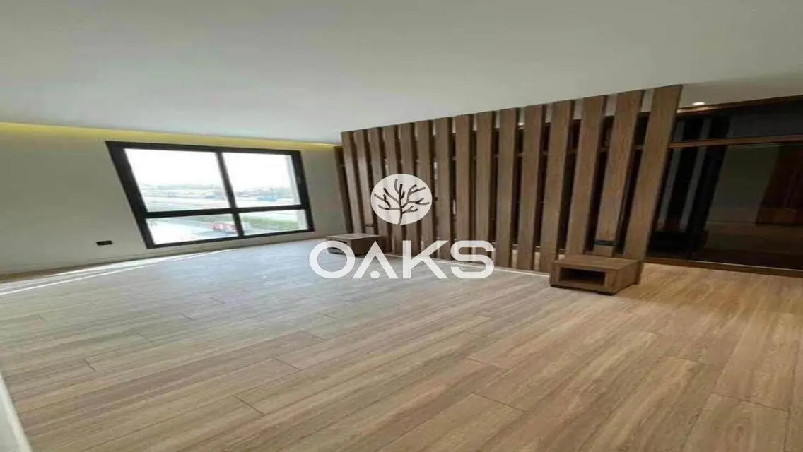 Luxury Apartment in Parkway Residence - Ryze Hyde Park