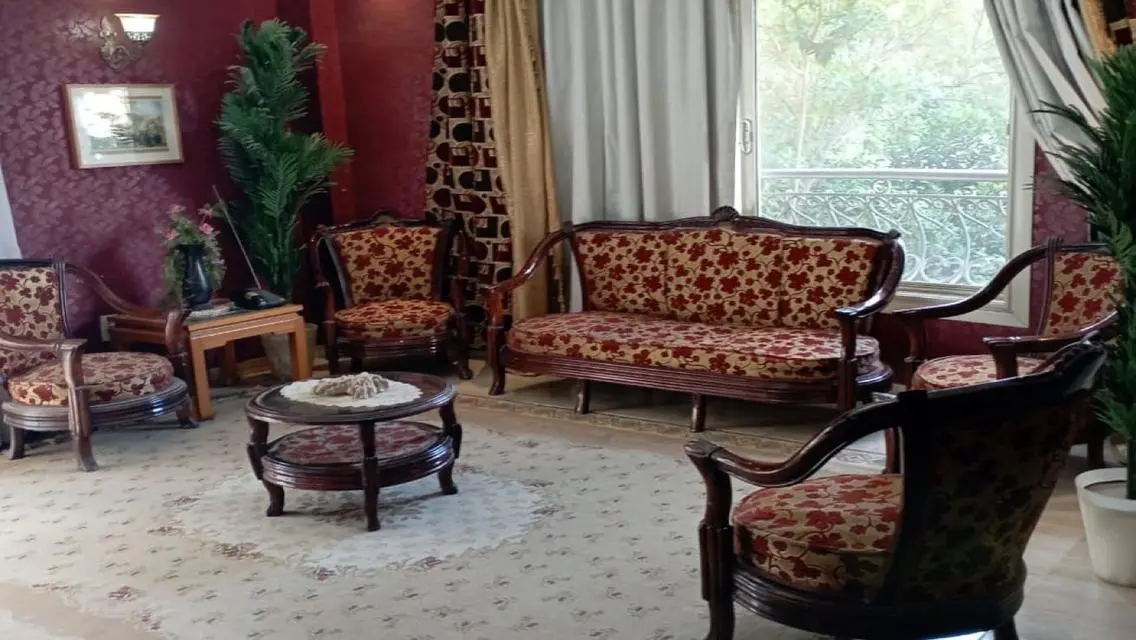 Luxurious Villa for Sale - 760m² in the Heart of the City