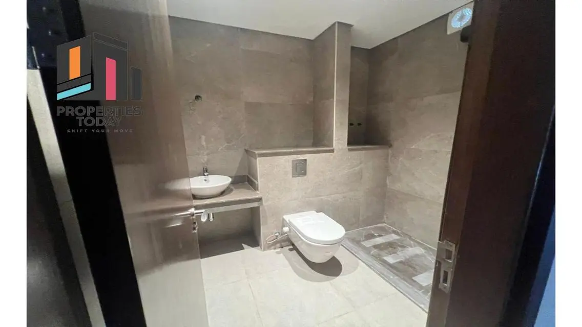 Luxury Apartment for Sale in the Heart of the City