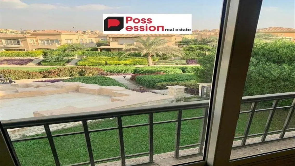 Luxury Property in Golf West with Stunning View
