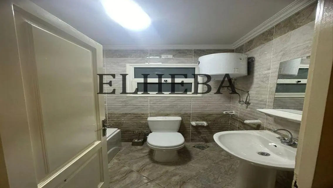 Commercial Property Space 3200 sqm in B12