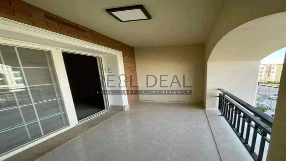 Luxury Villa for Sale in Sarai Compound
