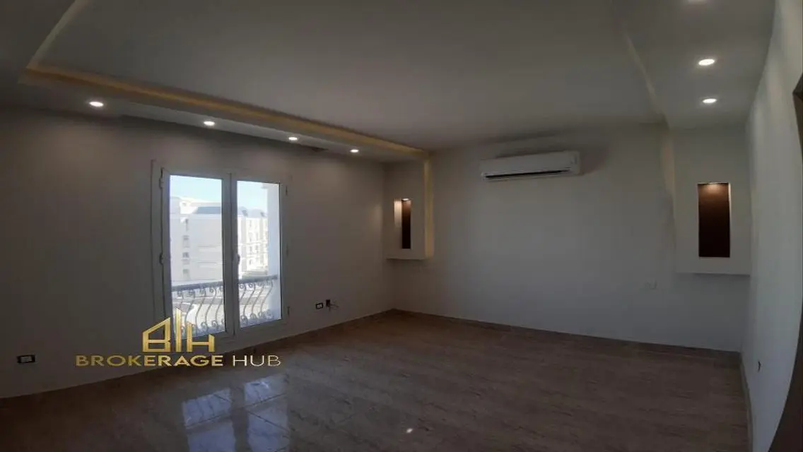 Stunning Villa for Sale at 60000 EGP