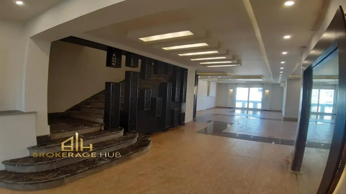 Stunning Villa for Sale at 60000 EGP