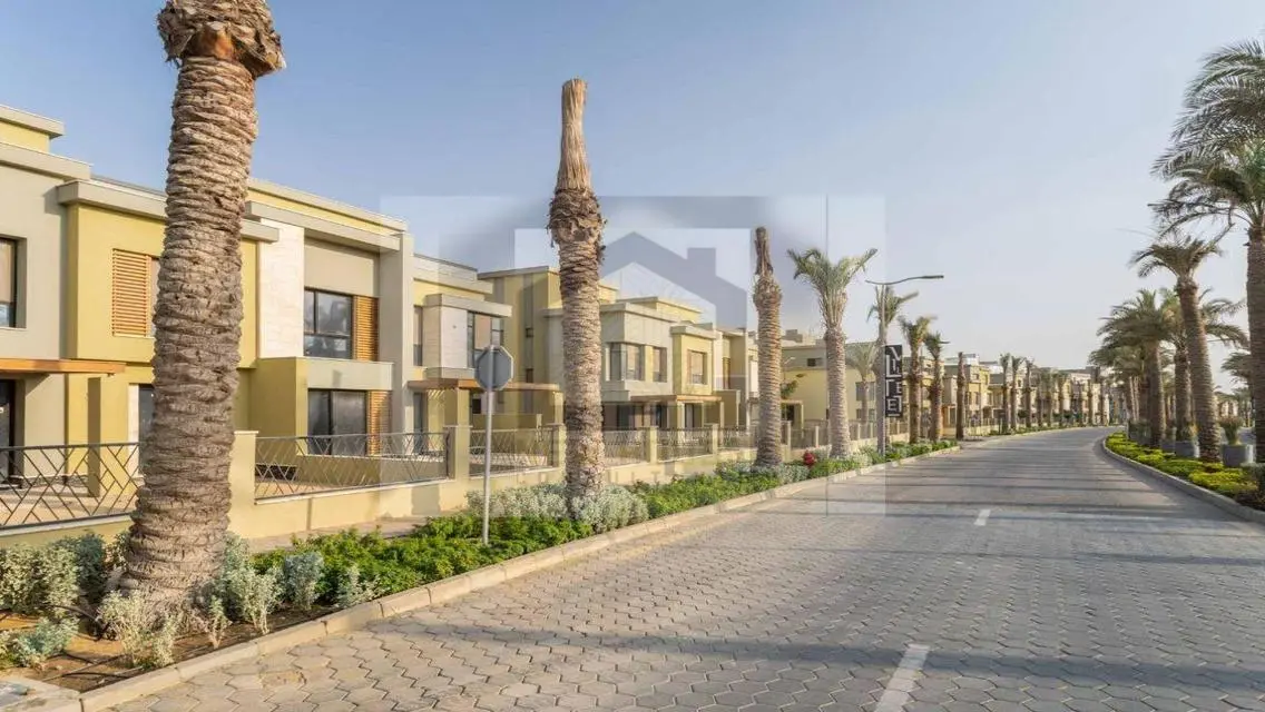Luxury Villa with 34 Bedrooms for Sale