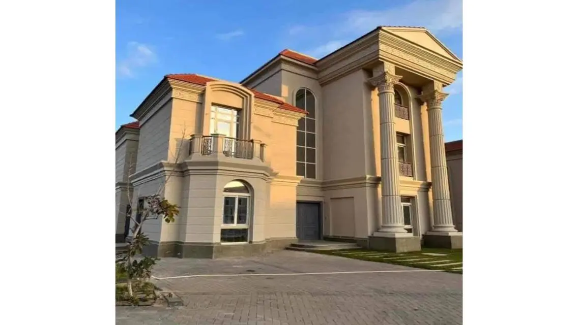 Luxurious Villa for Sale with Private Pool and Garden