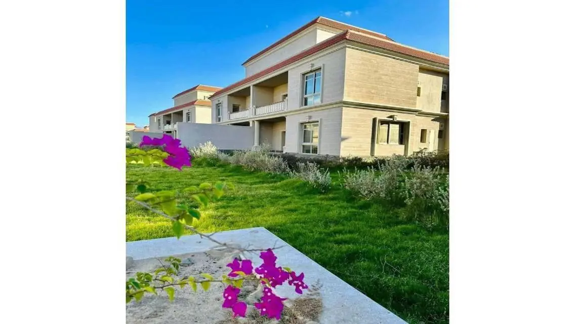 Luxurious Villa for Sale with Private Pool and Garden