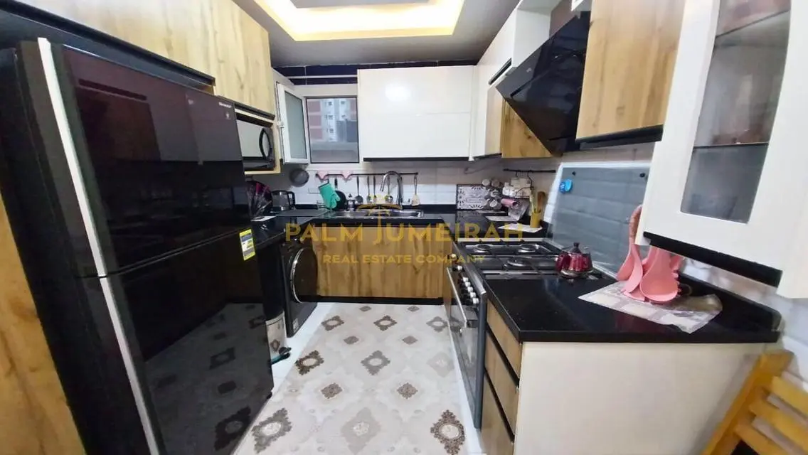 شقة فاخرة في بالم جميرا بسعر مغري