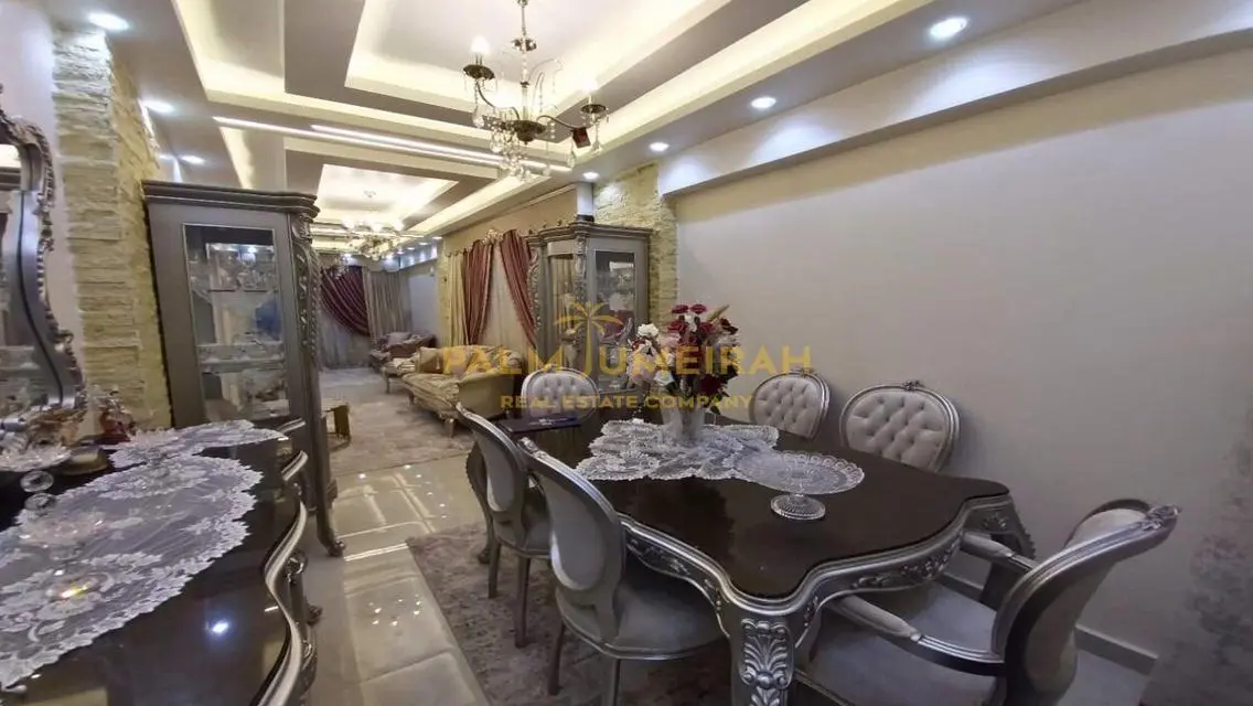 شقة فاخرة في بالم جميرا بسعر مغري