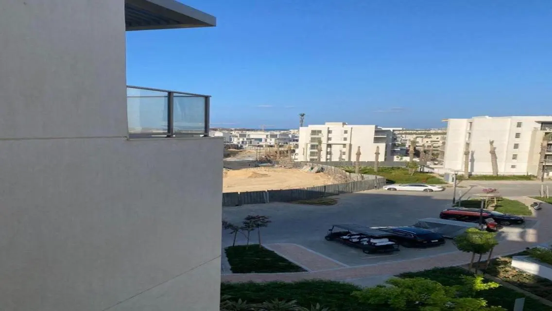 Luxury Apartment in MA304 with Lake View