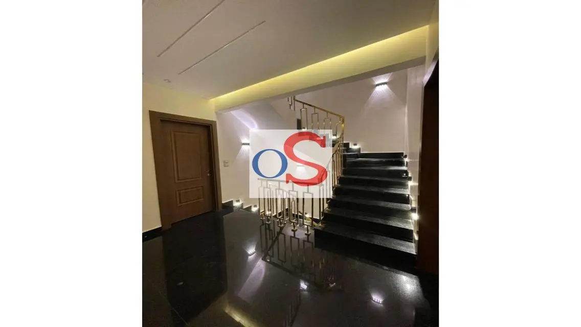Luxury Apartment 400 sqm