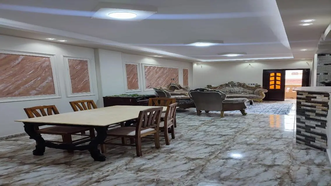 شقة جديدة للبيع بمساحة كبيرة - 1750000 جنيه