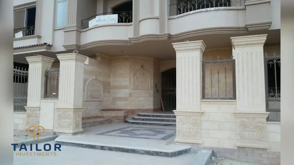 Luxury Villa with Private Garden in Prime Location