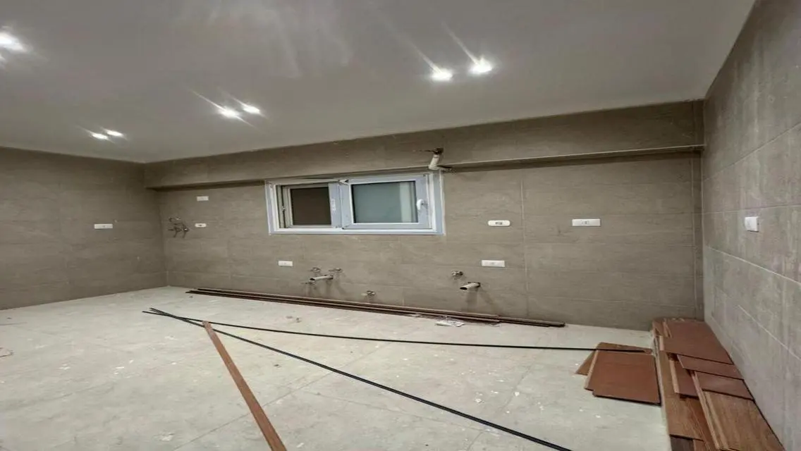 Luxurious Apartment for Sale with Spacious Area in Prime Location