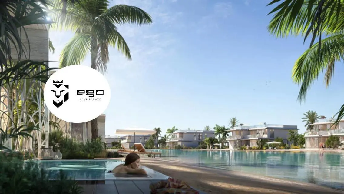 Luxury Villa with Spacious Area Overlooking Lakes