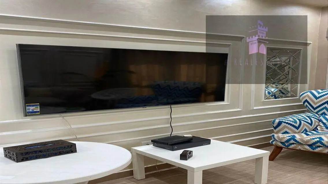 شقة مميزة للإيجار بمساحة واسعة