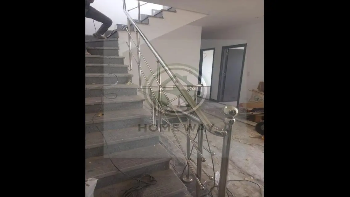 شقة فاخرة للبيع بمساحة 283 متر